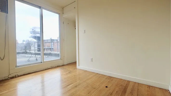 Rented by Skyward | media 31