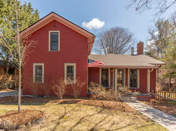 217 Monroe St, Saline, MI 48176