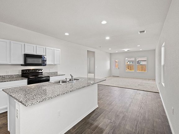 3rd image of 14916 Tuff Rd