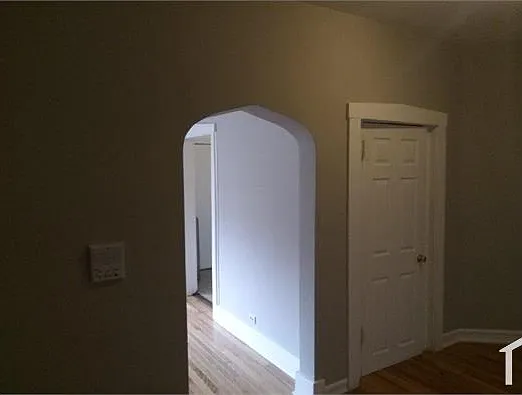 648 E 62nd St #1 — Photo 3