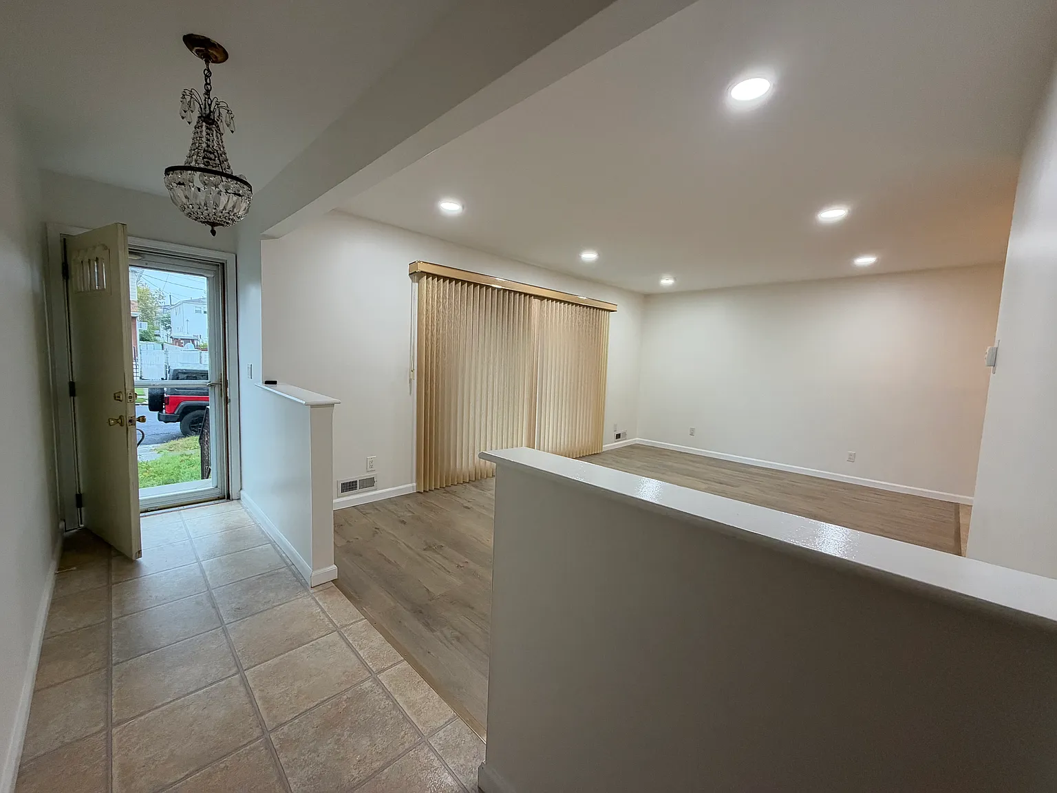 3 bed, 1000 sqft, $2,800 — Photo 4
