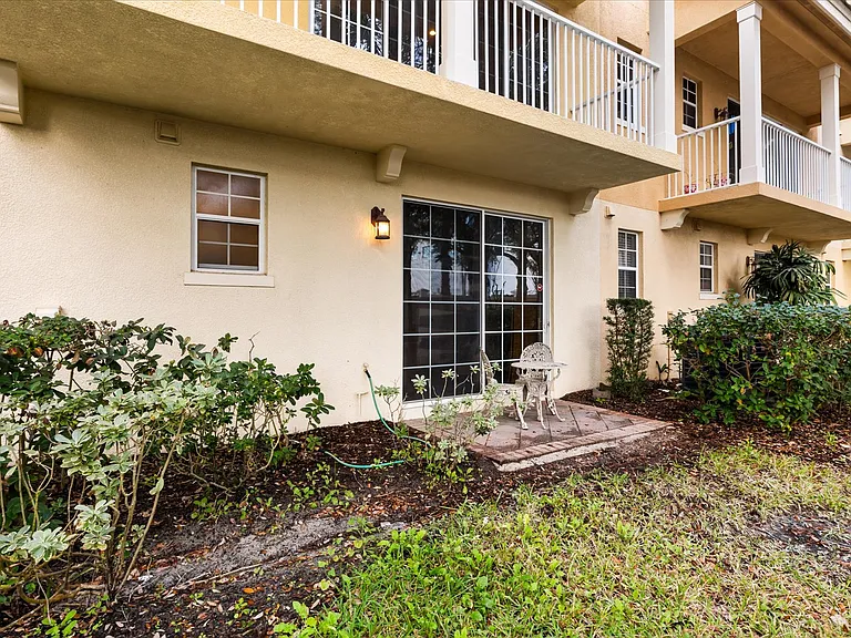 1125 Bolton Pl #A — Photo 31