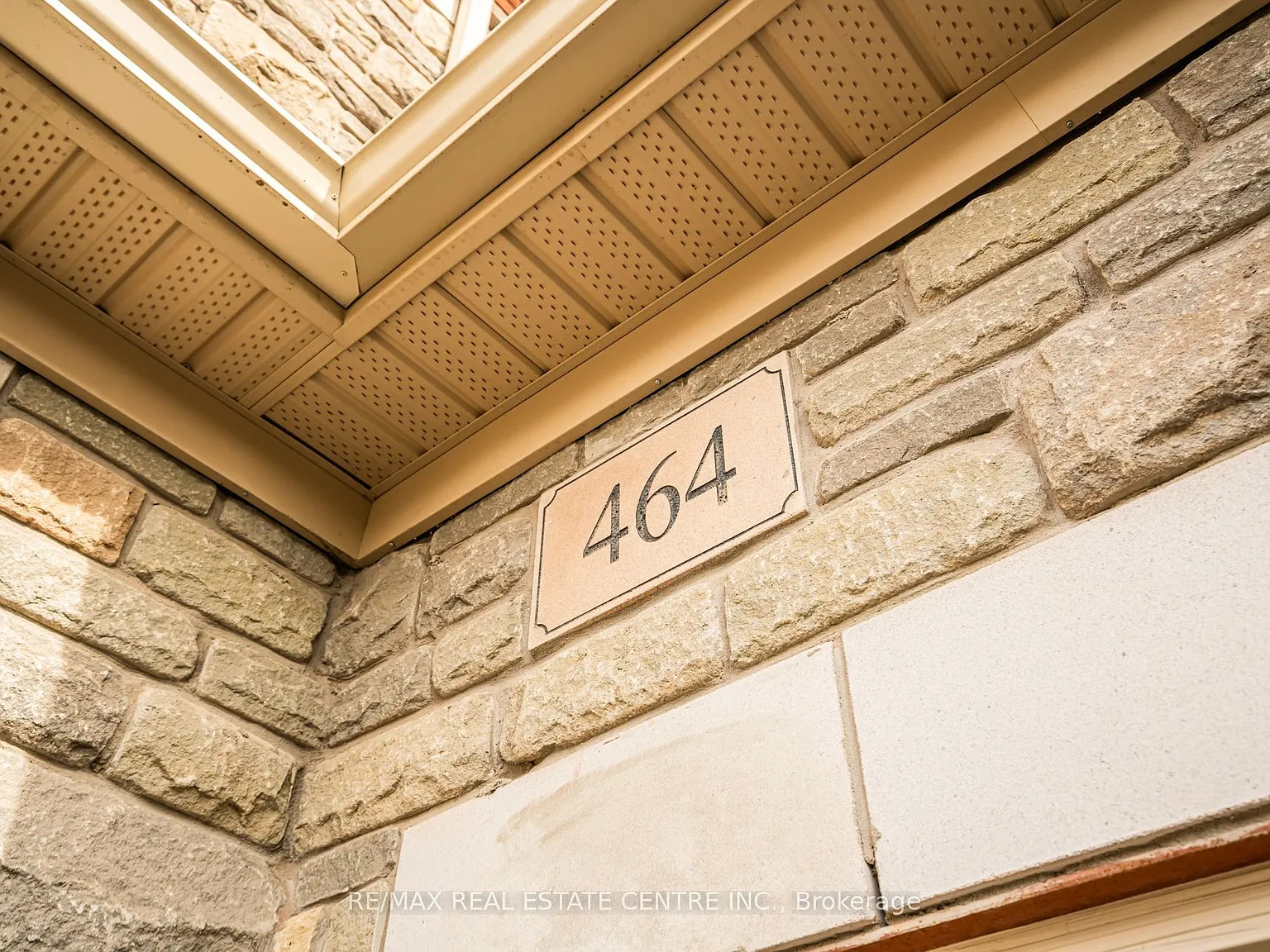 4 bed, $4,100 — Photo 3