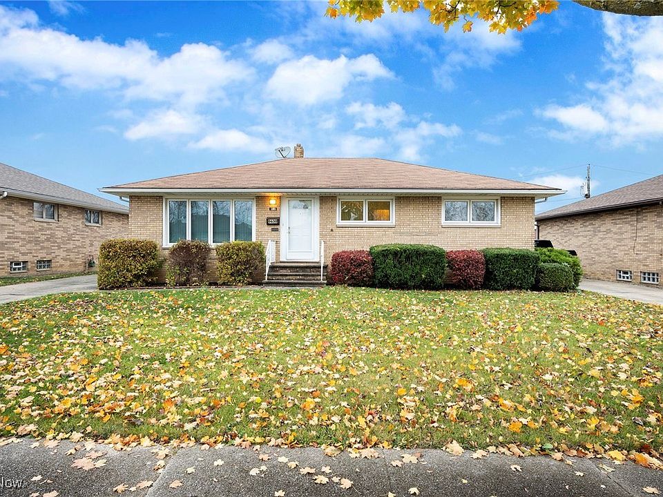 1st image of 9630 Idlewood Dr