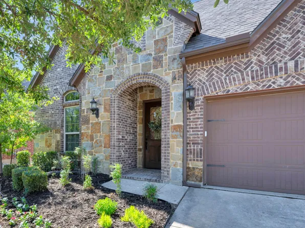 448 Chestnut Ln, Roanoke, TX 76262