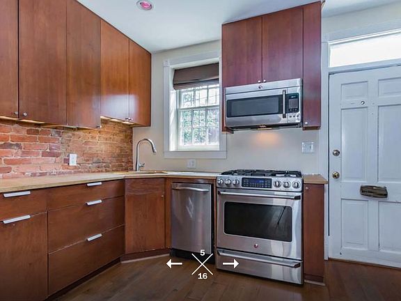 5th image of 516 Groff Ct NE