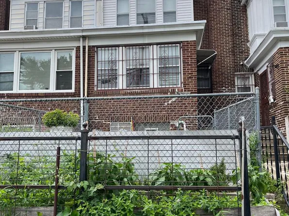 5229 Tabor Rd, Philadelphia, PA 19120
