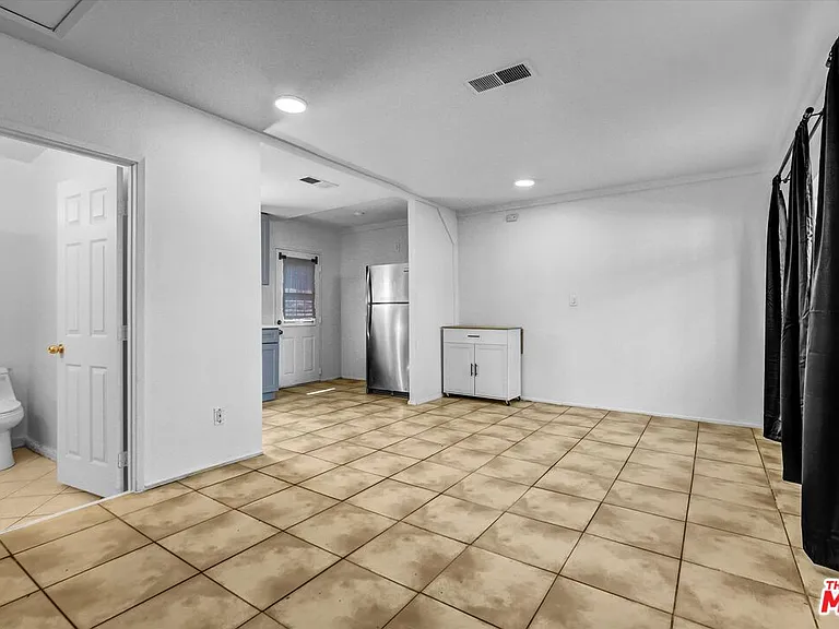 13110 Pinney St — Photo 10
