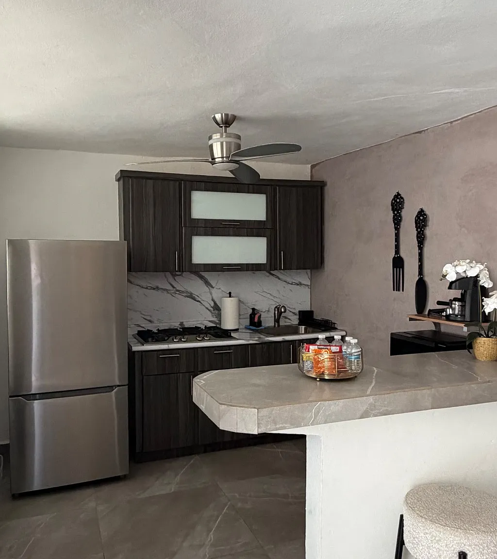 2 bed, 1.0 bath, 600 sqft, $1,400 — Photo 1