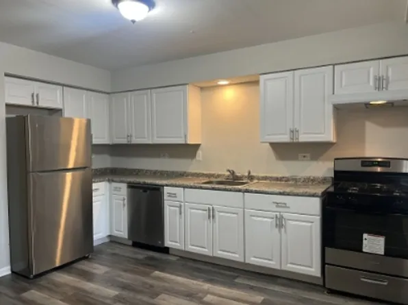 389 N. Wood Dale Road, 389 N Wood Dale Rd APT 4, Wood Dale, IL 60191