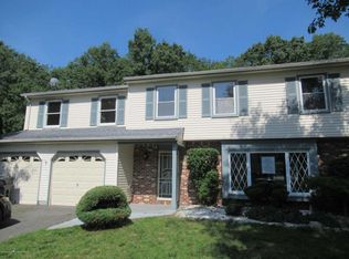 46 Bernard Dr, Howell, NJ