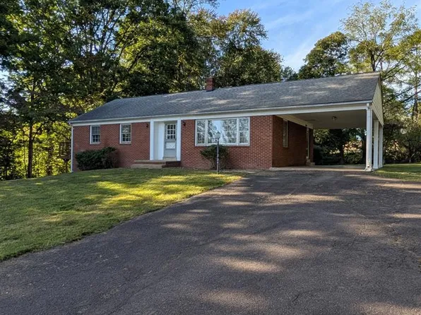 5391 N Seminole Trl, Brightwood, VA 22715