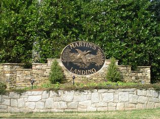 271 Quail Run, Roswell, GA 30076