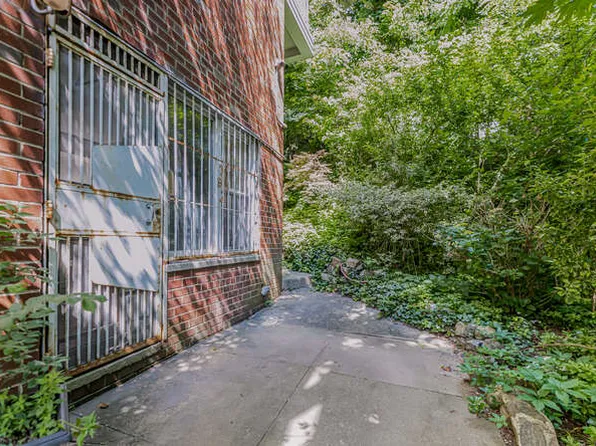 2750 Johnson Avenue image 11 of 11