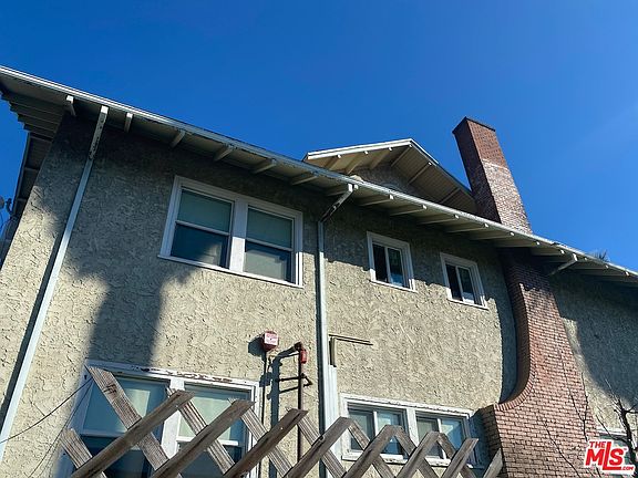 5th image of 2029 W Washington Blvd