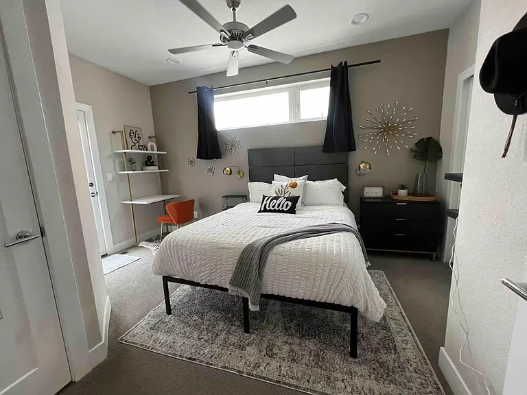 1731 Irving St #105 — Photo 11