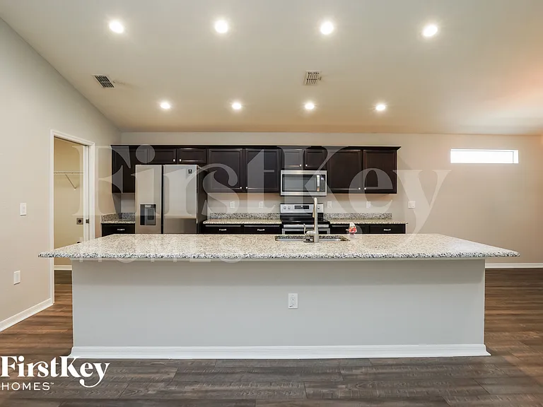 250 Sandestin Dr — Photo 4