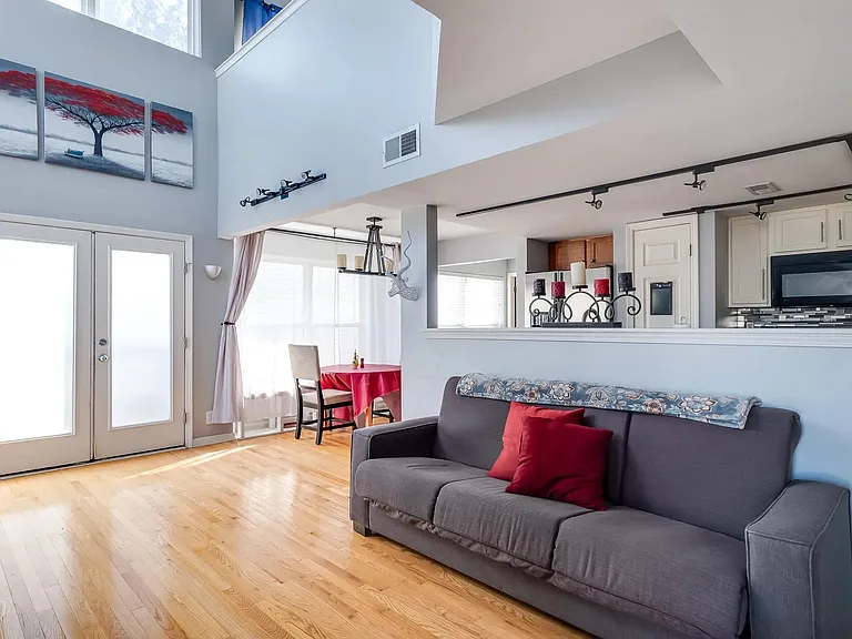 943 Baxter Ave #101 — Photo 19