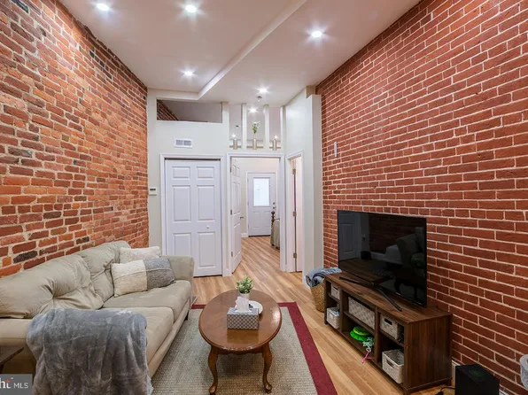 1122 E Passyunk Ave Floor 1, Philadelphia, PA 19147