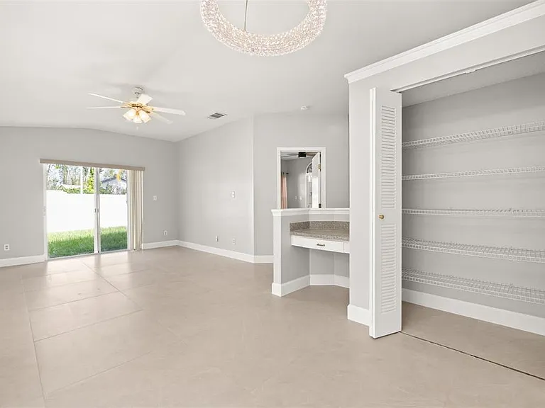 11218 Worley Ave — Photo 15