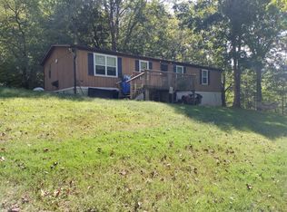 132 Freeman Rd, Oliver Springs, TN 37840
