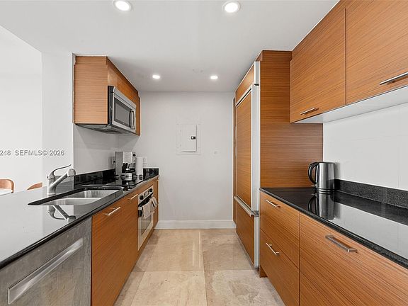 5th image of 50 Biscayne Blvd APT 4405