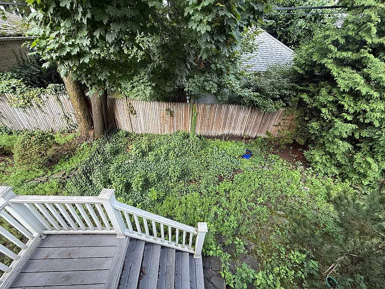 31 Fletcher St #1 — Photo 11