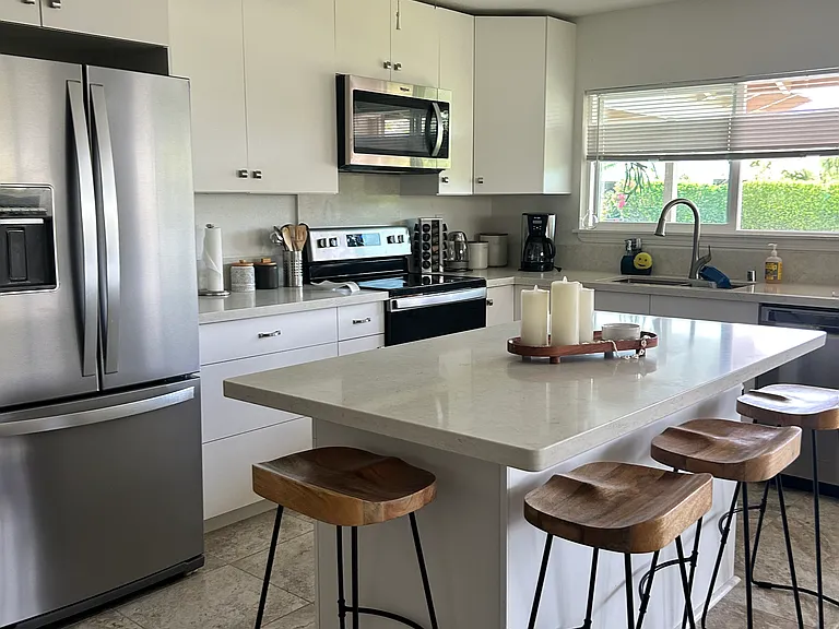 374 Oomano Pl #A — Photo 12