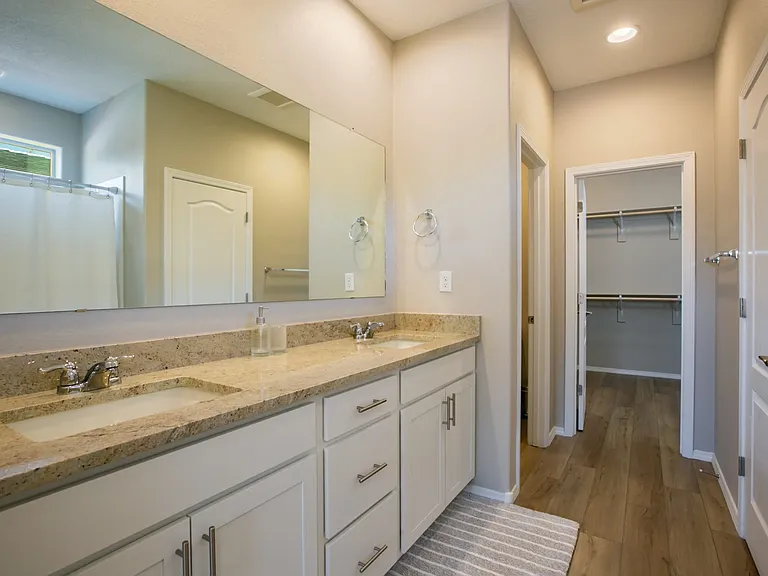 6049 Nauman Dr SE — Photo 11