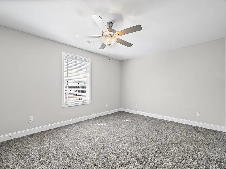 405 Shelby St #A — Photo 12