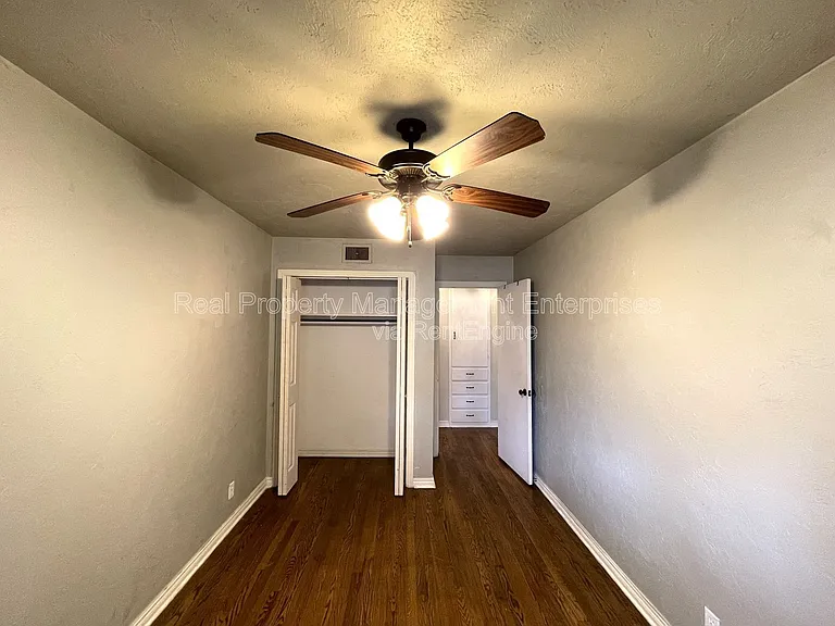 2225 NW 50th St — Photo 8