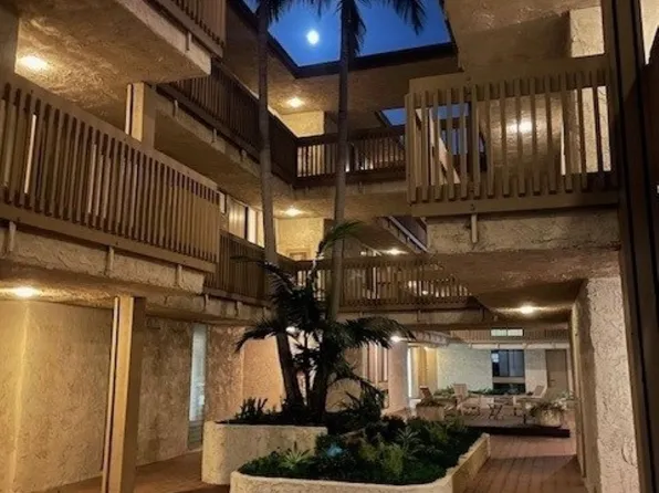 1414 Greenfield Apartments, 1414 Greenfield Ave APT 208, Los Angeles, CA 90025