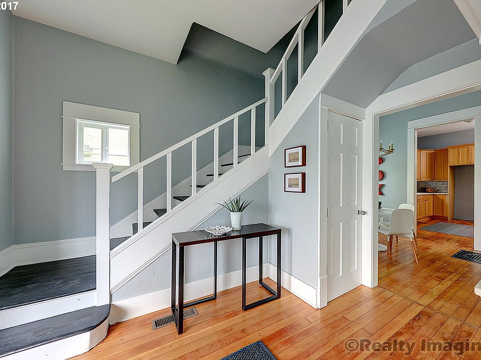 2nd image of 4525 NE 26th Ave