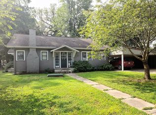 226 E South Main St, Dexter, MO 63841