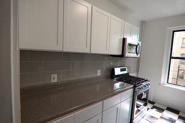 Rented by PMG Real Estate  | media 17