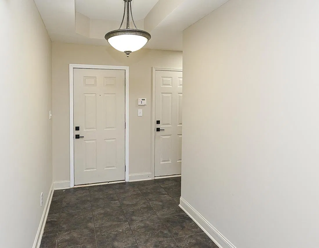 210 Fields Pond Dr — Photo 2