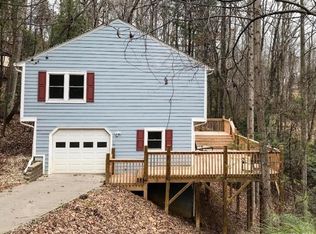 65 Foxberry Dr, Arden, NC 28704