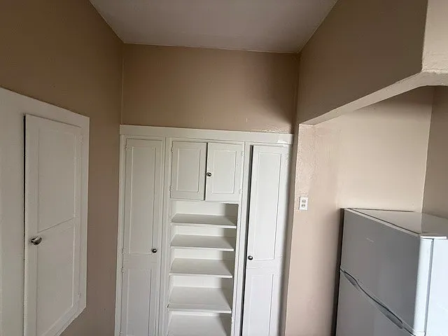 4226 E 4th St #6 — Photo 9