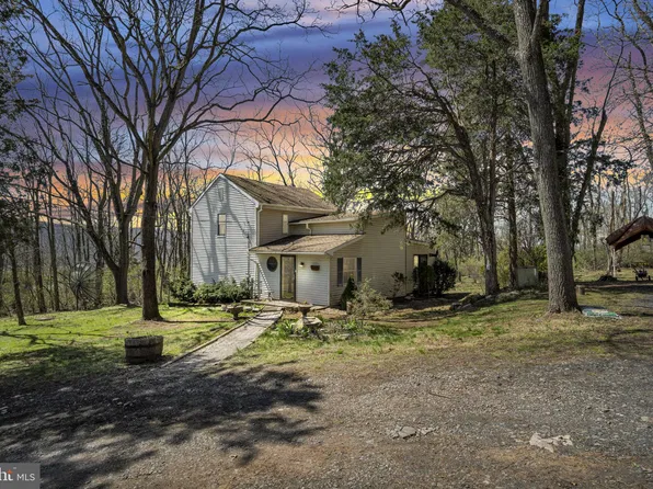 191 Sunshine Ln, Lykens, PA 17048