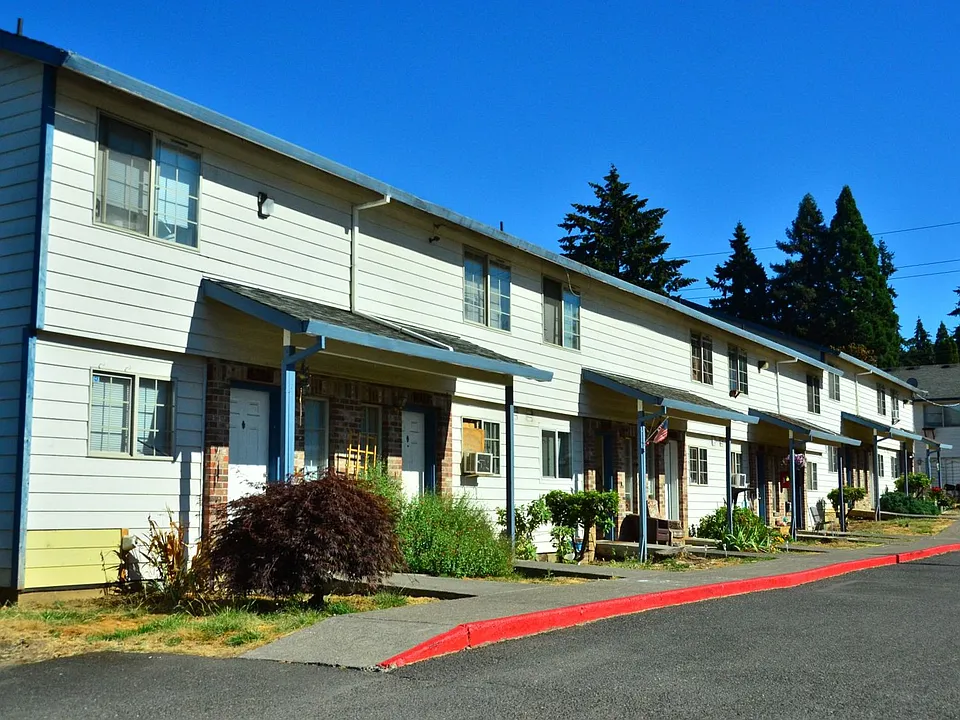 Welcome to Maple Place Apartments and Townhomes!