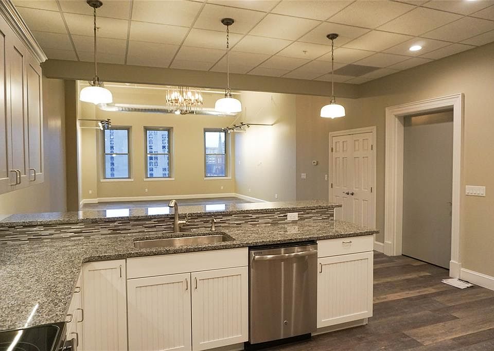 31 Lewis St Binghamton NY Zillow