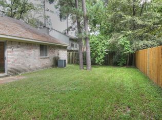 207 Sandpebble Dr, Spring, TX 77381