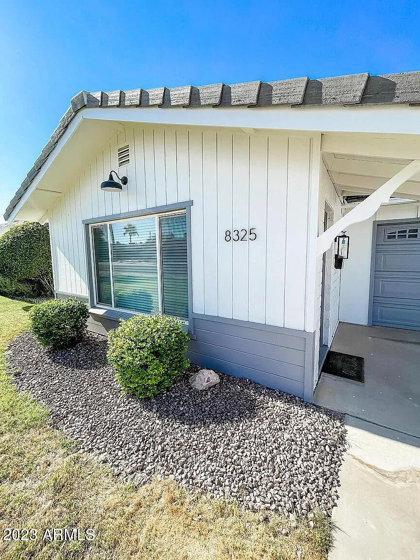 Building Photo - 8325 E Heatherbrae Ave