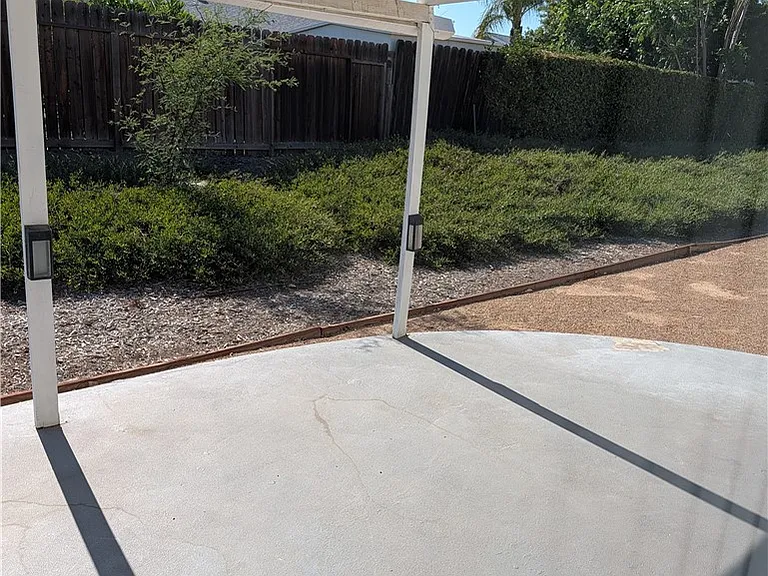 28101 Grosse Point Dr — Photo 21