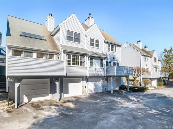 60 Wilton Crest #60, Wilton, CT 06897