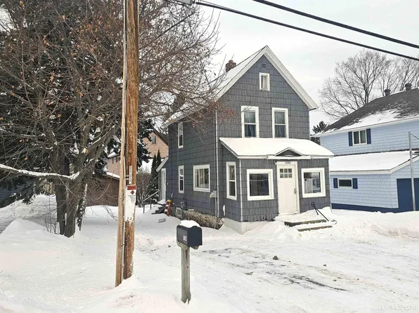 19380 W Calverley St, Houghton, MI 49931