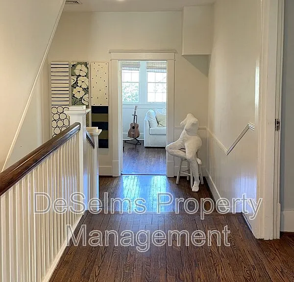 704 Timber Ln — Photo 11