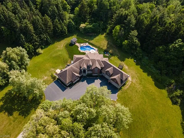 814 Binkley Rd, Ancaster, ON L9H 5E3