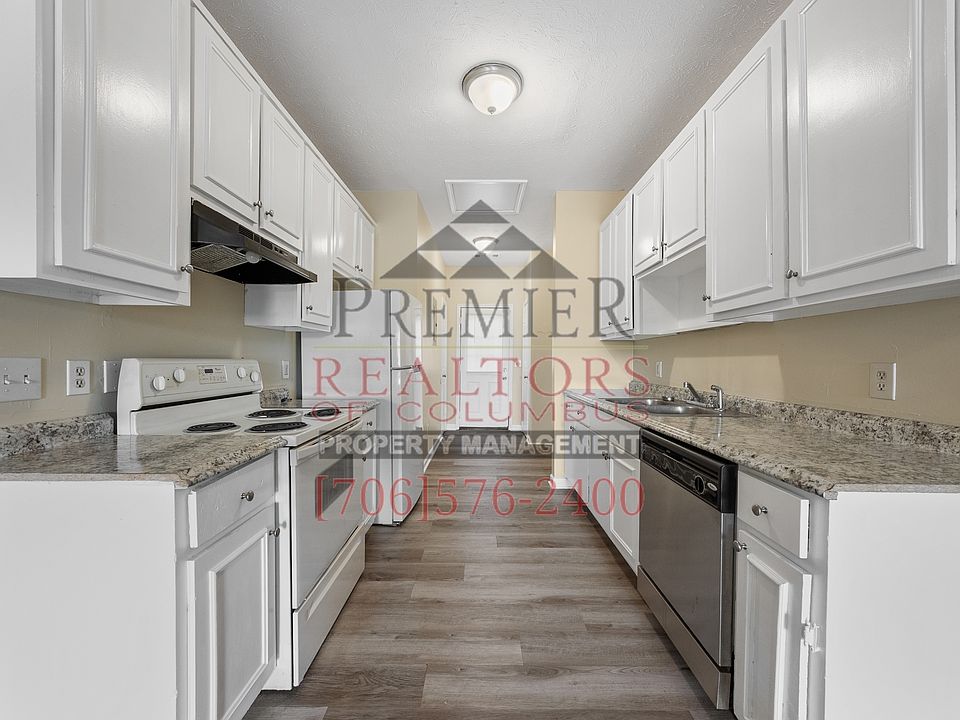 1st image of 806 N Railroad St #A