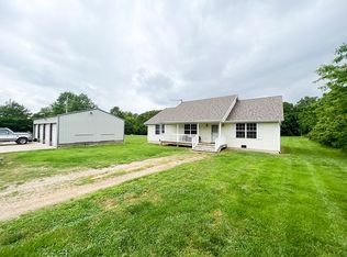 366 Caddo Ln, Marshfield, MO 65706